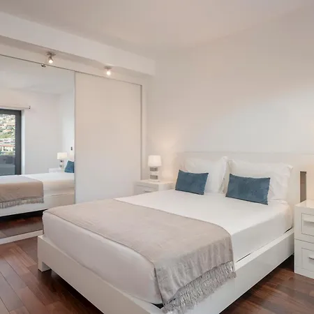 Madalenas Ii By An Island * Funchal