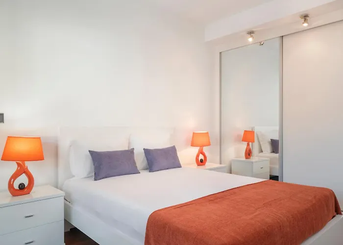 Madalenas Ii By An Island 公寓